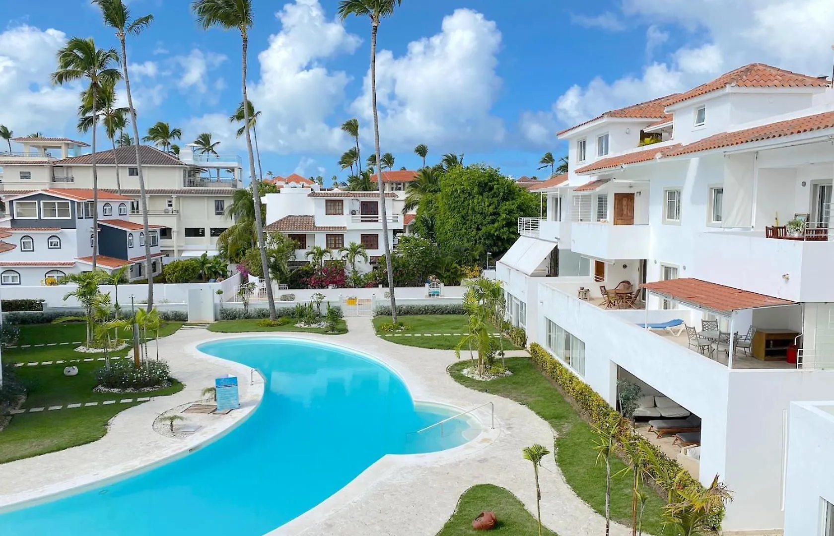 Serenity Villas And Suites - Playa Los Corales Punta Cana