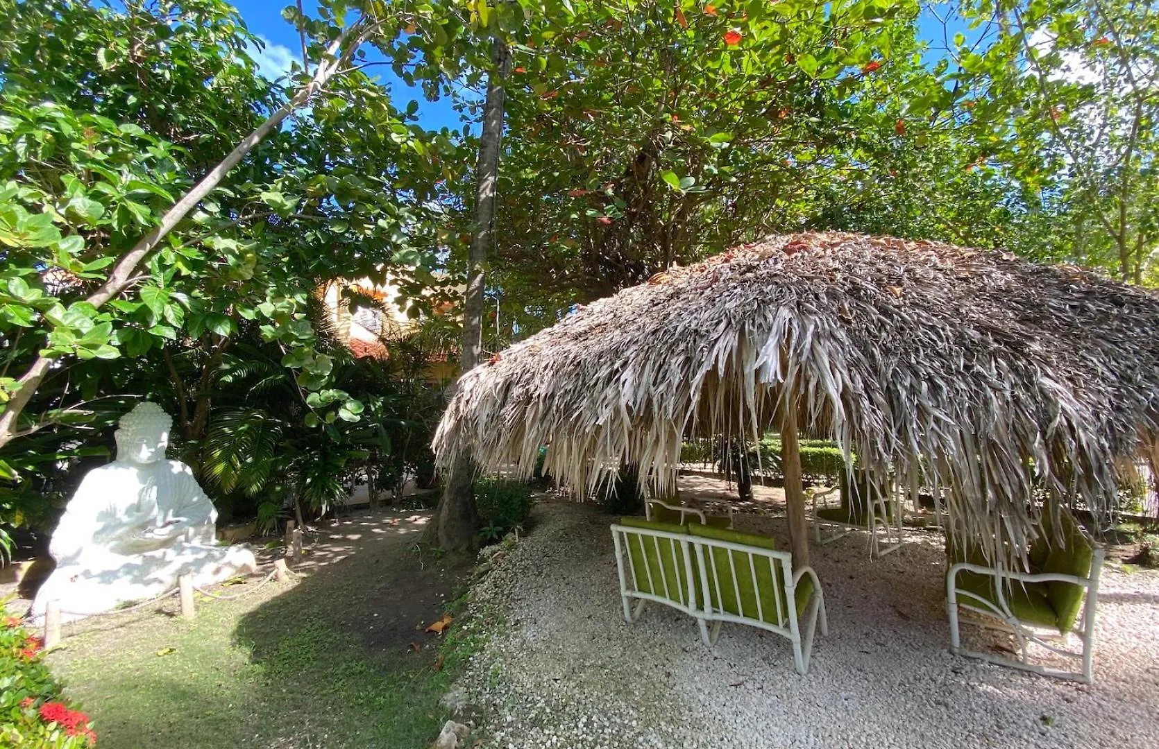 Serenity Villas And Suites - Playa Los Corales Punta Cana Hotel
