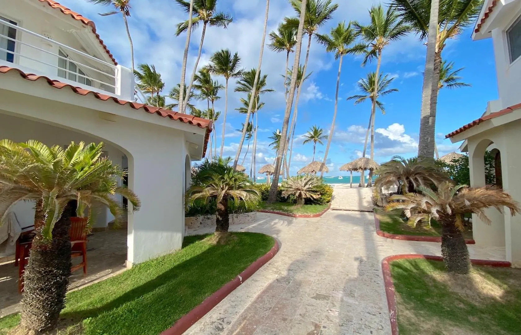 Serenity Villas And Suites - Playa Los Corales Punta Cana Hotel